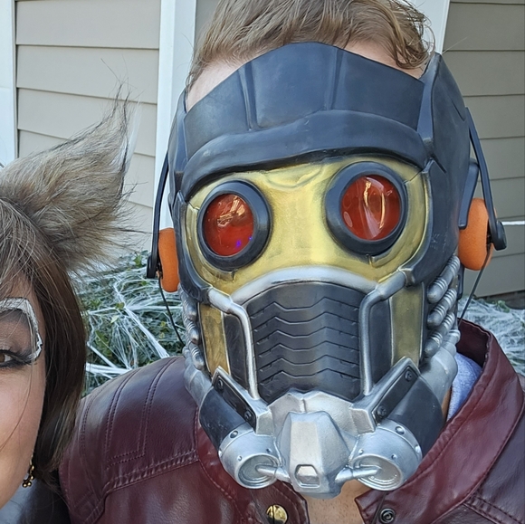 Star Lord Mask and Headphones - Picture 4 of 4